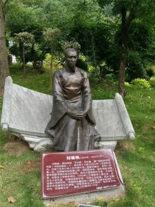 人物玻璃鋼雕塑