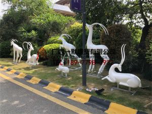 南寧市觀瀾溪谷園林雕塑